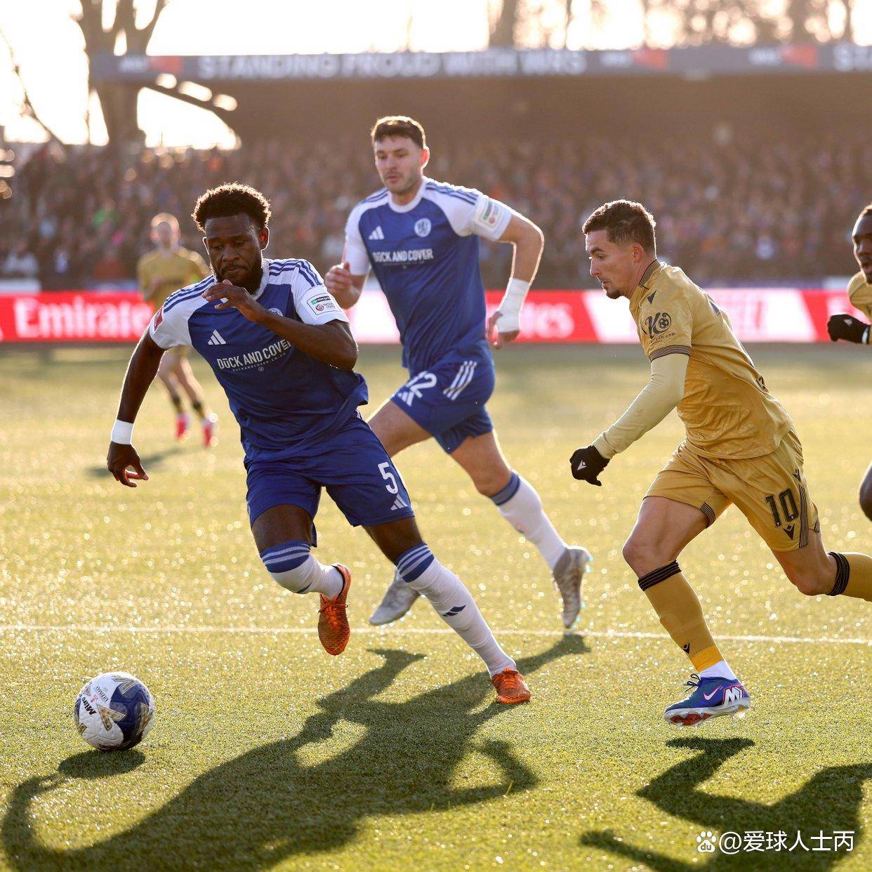 豪门悲喜夜！曼城10-1狂胜罗马升至意甲第三足总杯爆出超级冷门